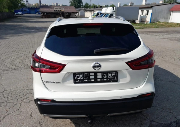 Nissan Qashqai cena 78900 przebieg: 149000, rok produkcji 2019 z Mysłowice małe 562